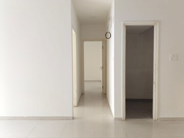 Room in 2 BHK Apartment at Godrej 24, Hinjewadi – for Rent