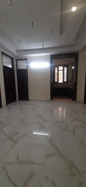 Bathroom in 2 BHK Builder Floor at Landcraft Golflinks Plaza, Pandav Nagar – for Sale