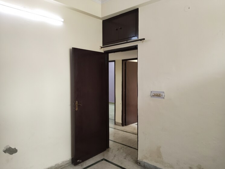 Room, ashoka-enclave-3 3 Bedroom 1600 Sq.Ft. Builder Floor In Sector 35 Faridabad 9436487