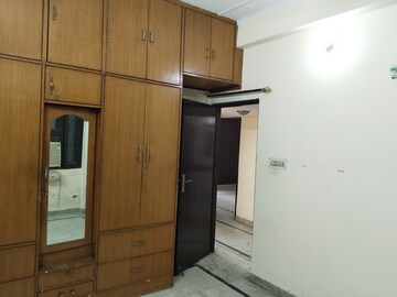 Kitchen in 3 BHK Builder Floor at Ashoka Enclave 3, Sector 35 – for Rent