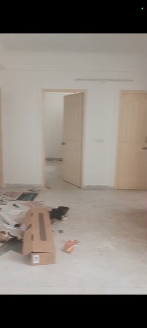 Room in 2.5 BHK Apartment at Gulmohur Garden, Raj Nagar Extension – for Sale