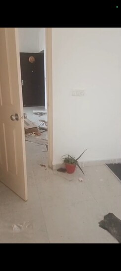 2.5 BHK + Study Room Apartment For Sale in Gulmohur Garden