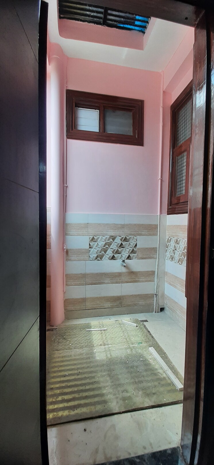 Room, landcraft-golflink-villas 3 Bedroom 120 Sq.Ft. Builder Floor In Pandav Nagar Ghaziabad 9436502