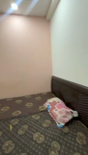 2 BHK Builder Floor For Rent in Chattarpur