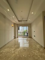 3 BHK + Servant Room 160 Sq.Yd. Builder Floor in Chittaranjan Park 