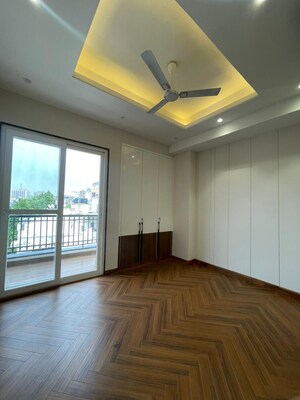 Bedroom in 3 BHK Builder Floor at Chittaranjan Park – for Rent