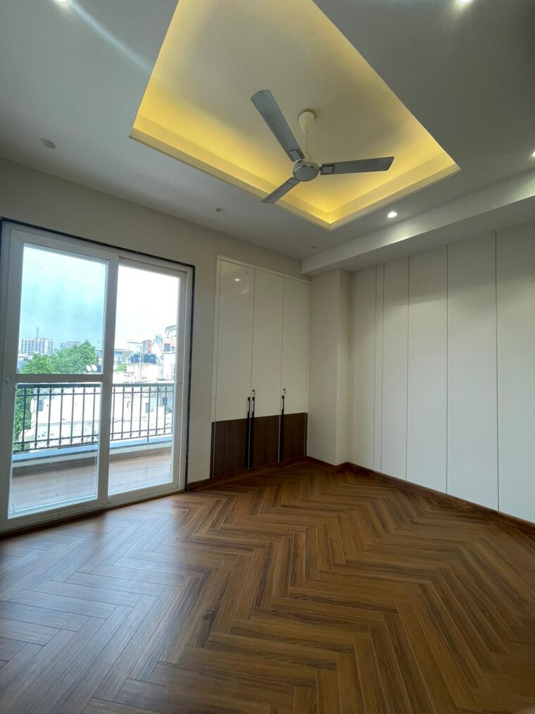 Bedroom, chittaranjan park 3 Bedroom 160 Sq.Yd. Builder Floor In Chittaranjan Park Delhi 9436535