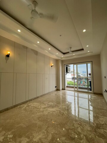 Room in 3 BHK Builder Floor at Chittaranjan Park – for Rent