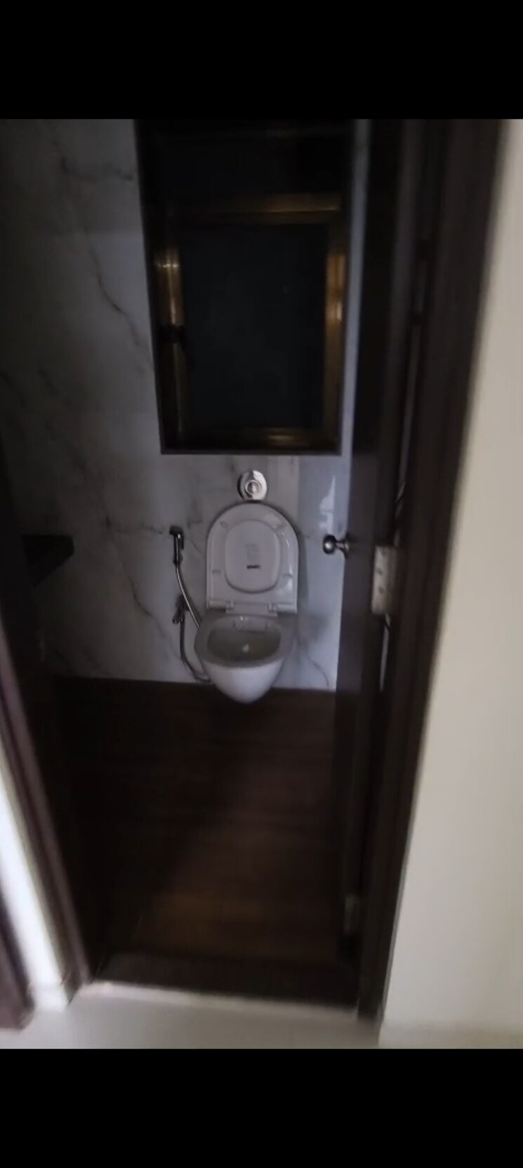 Bathroom, jyoti-sukriti 2 Bedroom 785 Sq.Ft. Apartment In Goregaon East Mumbai 9436524