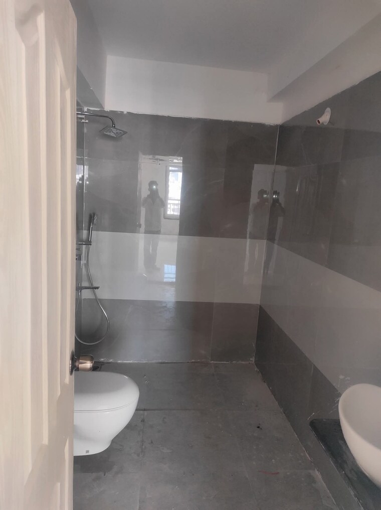 Bathroom, mhada-24-lig-apartments 2 Bedroom 765 Sq.Ft. Apartment In Goregaon West Mumbai 9436538