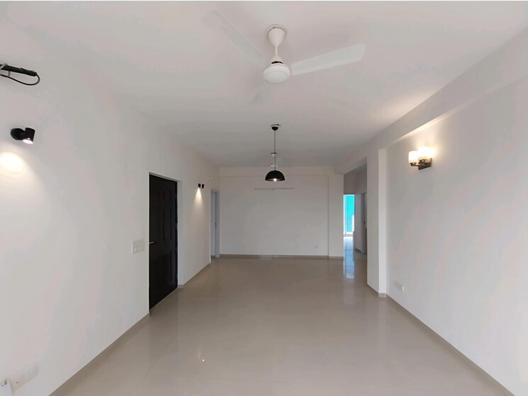 Room, emaar-mgf-emerald-hills 3 Bedroom 1600 Sq.Ft. Apartment In Sector 65 Gurgaon 9436534