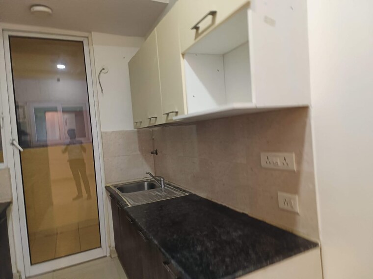 Bathroom, elite-golf-green 4 Bedroom 2335 Sq.Ft. Apartment In Sector 79 Noida 9436566