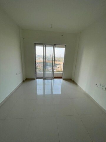 Room in 2 BHK Apartment at JP North Barcelona, Mira Road – for Rent