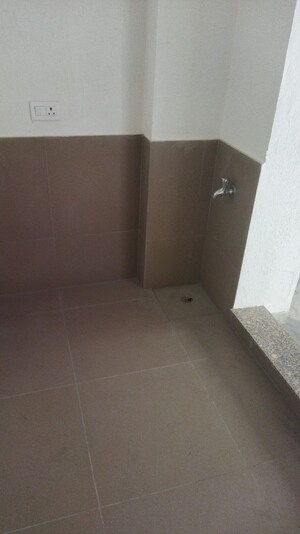 Room in 3 BHK Apartment at East of Kailash Block-B RWA, East Of Kailash – for Rent