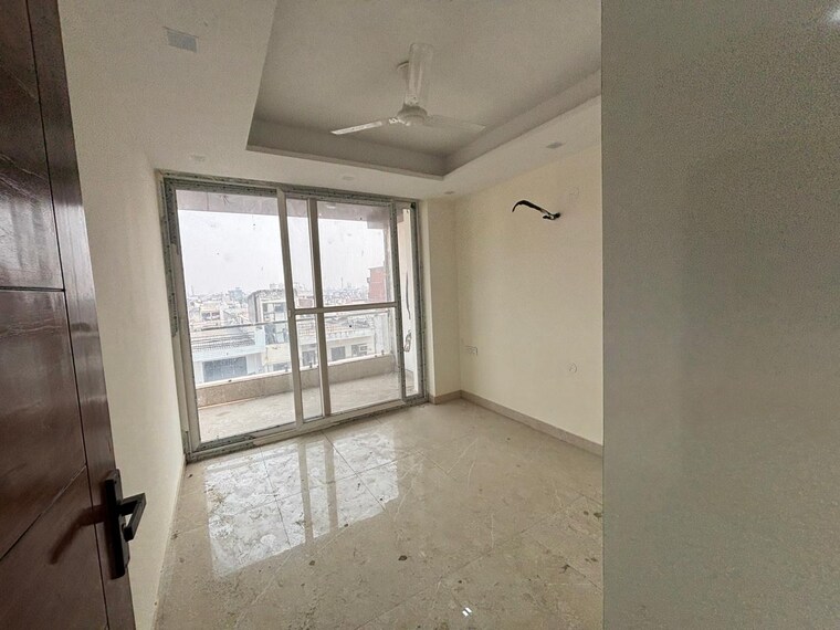 Room, disha-cghs 3 Bedroom 204 Sq.Yd. Builder Floor In Sector 48 Faridabad 9436620