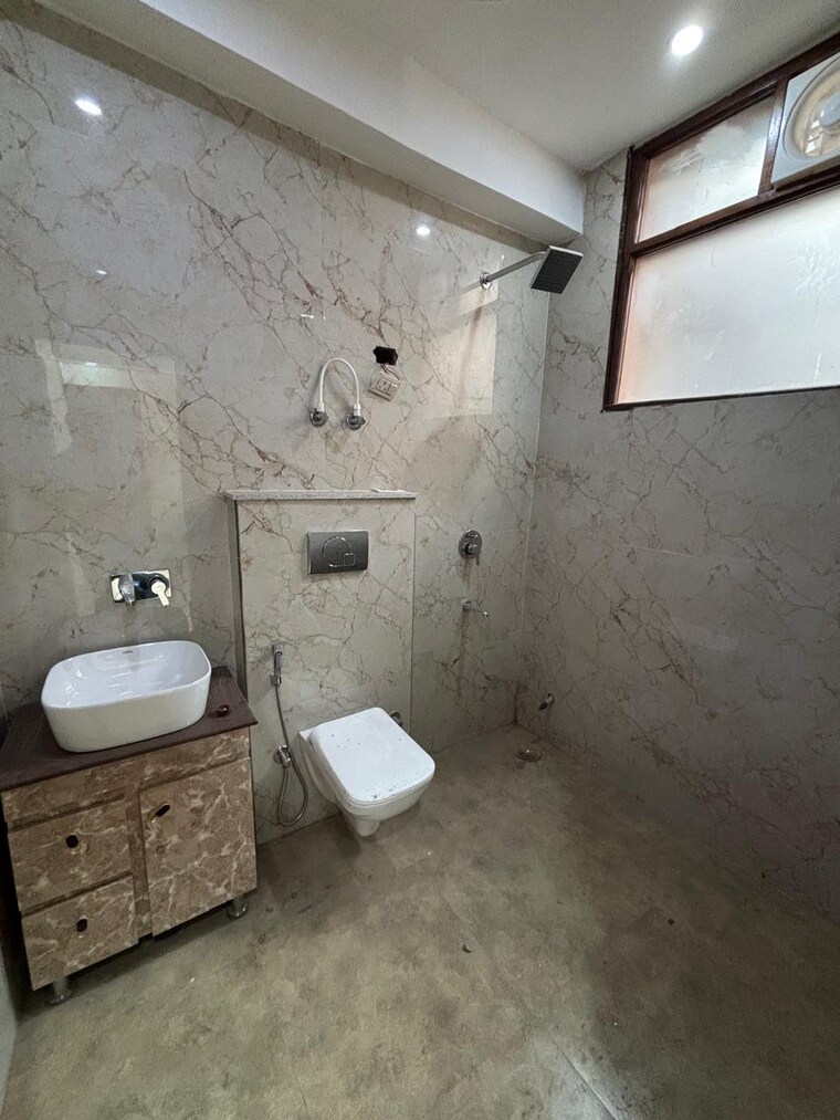 Bathroom, disha-cghs 3 Bedroom 204 Sq.Yd. Builder Floor In Sector 48 Faridabad 9436620