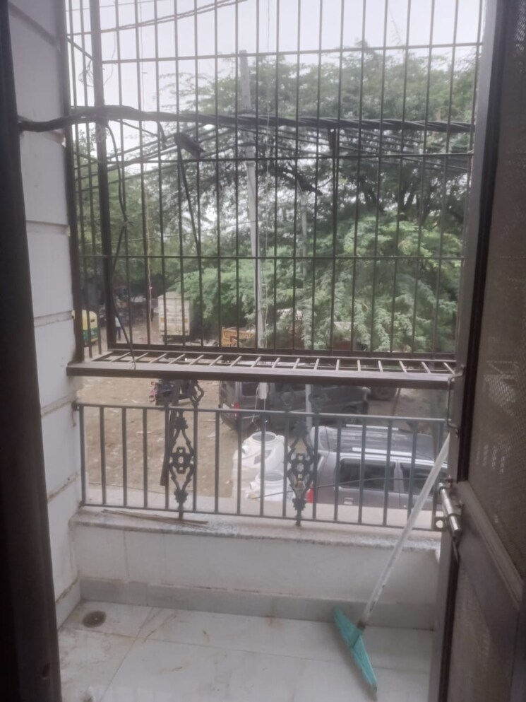 Balcony, signature-the-millennia-3 2.5 Bedroom 1010 Sq.Ft. Builder Floor In Sector 37d Gurgaon 9436607