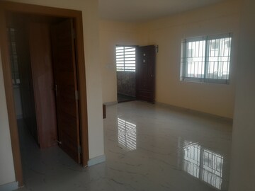 Room in 3 BHK Apartment at Nri Layout – for Rent