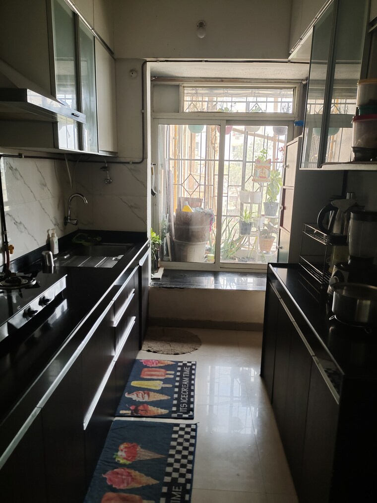 Kitchen, mantri-serene 2 Bedroom 1061 Sq.Ft. Apartment In Goregaon East Mumbai 9436644