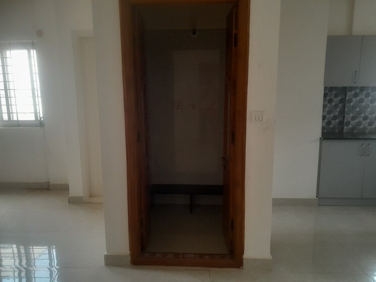 Room, nri layout 3 Bedroom 1500 Sq.Ft. Apartment In Nri Layout Bangalore 9436667