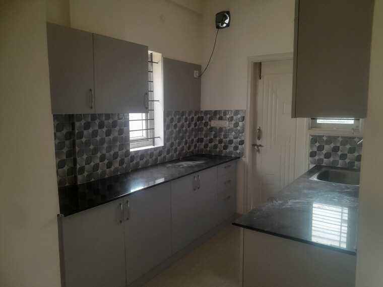 Kitchen, nri layout 3 Bedroom 1500 Sq.Ft. Apartment In Nri Layout Bangalore 9436667