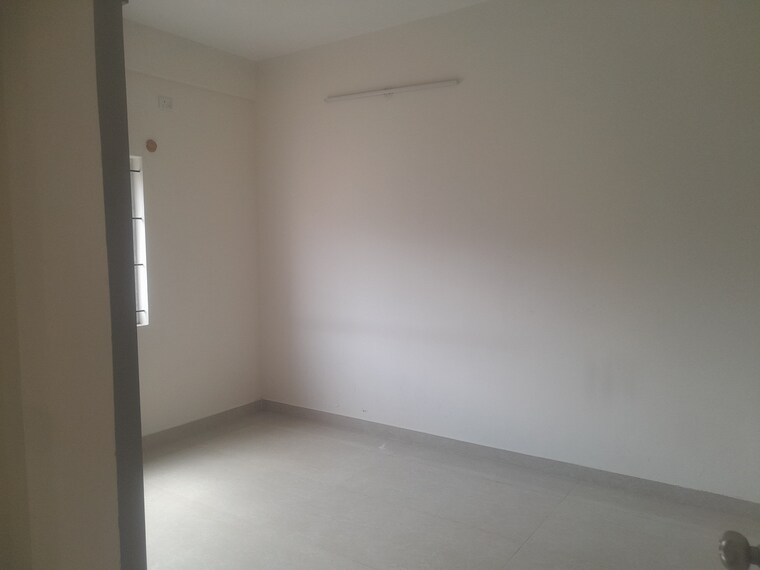 Room, nri layout 3 Bedroom 1500 Sq.Ft. Apartment In Nri Layout Bangalore 9436667