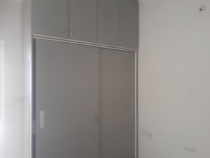 Furnished Amenities in 3 BHK Apartment at Nri Layout – for Rent