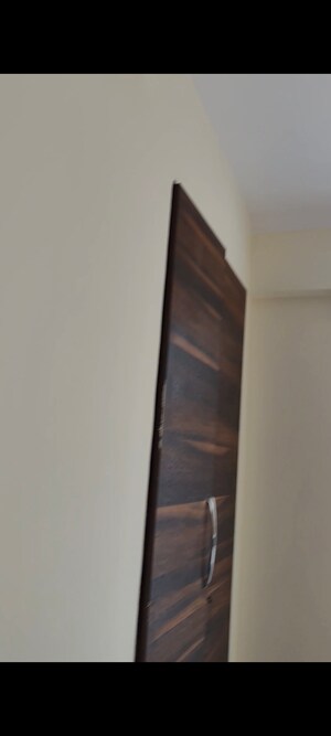 Furnished Amenities in 2.5 BHK Apartment at Gardenia Glory, Sector 46 – for Rent