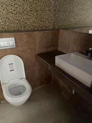 Bathroom in 2 BHK Apartment at Lodha Casa Maxima, Mira Road – for Rent