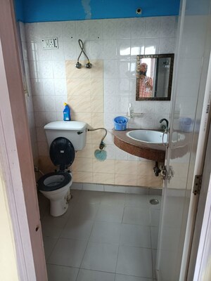 Bathroom in 3 BHK Apartment at Oriental Apartments, Sector 62 – for Sale