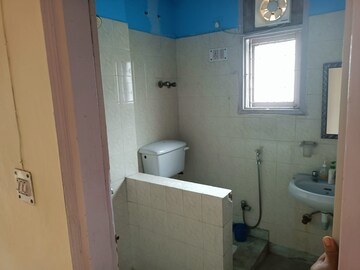 Bathroom in 3 BHK Apartment at Oriental Apartments, Sector 62 – for Sale
