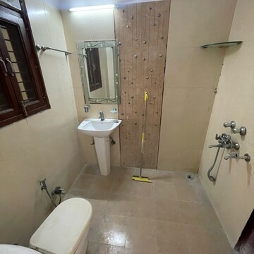 Bathroom in 5 BHK Independent House at Sector 21a – for Rent