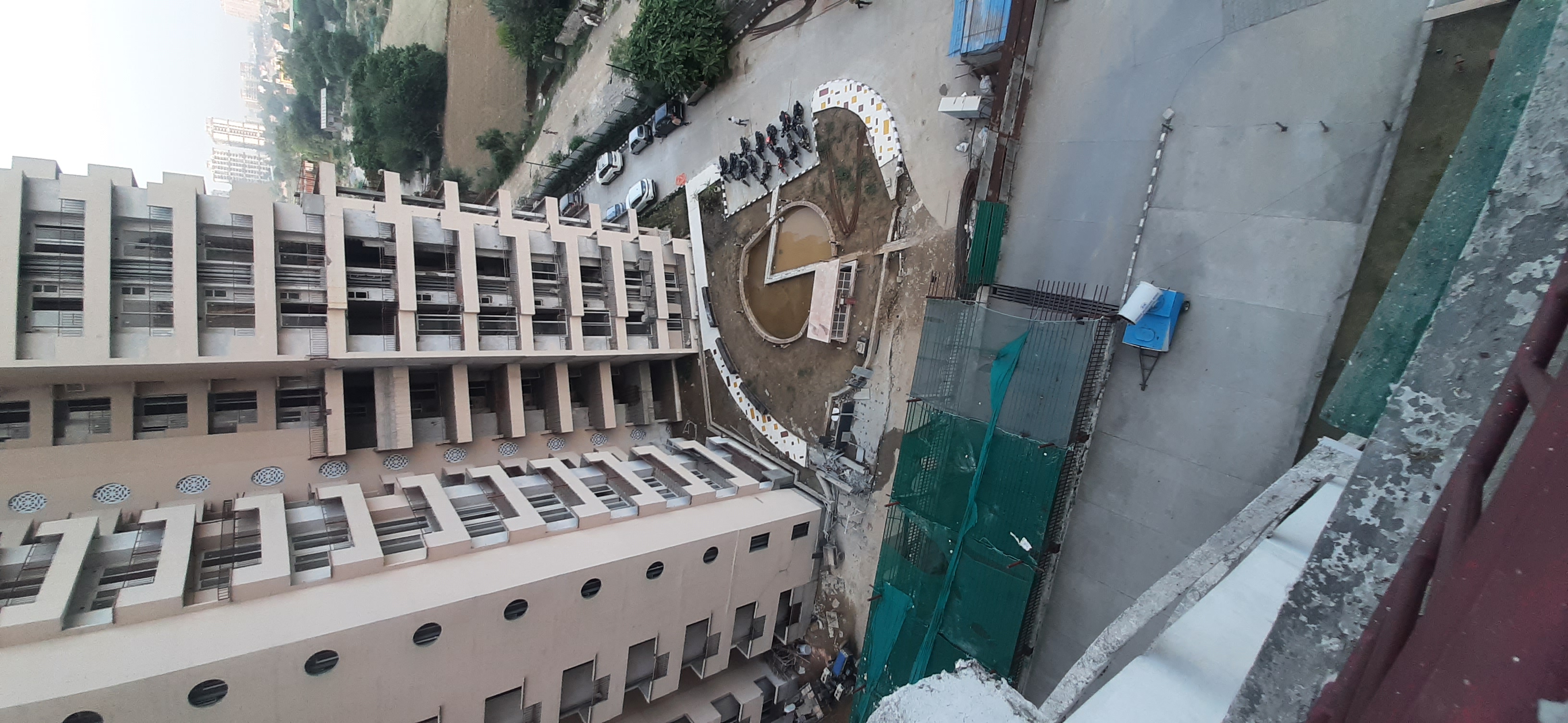 3 BHK 1450 Sq.Ft. Apartment in Landcraft Golflink Villas