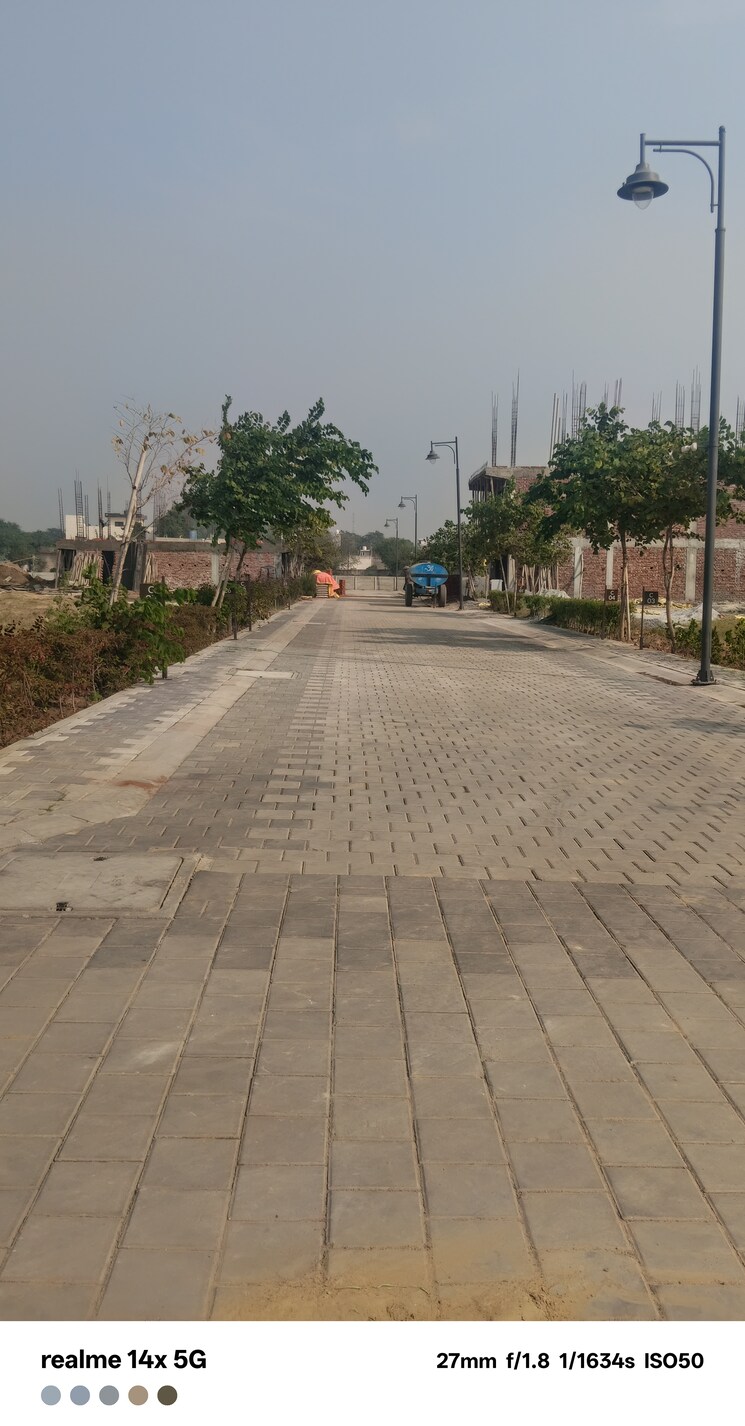 Exterior View, bptp-district-phase-2  173 Sq.Yd. Plot In Sector 84 Faridabad 9436796