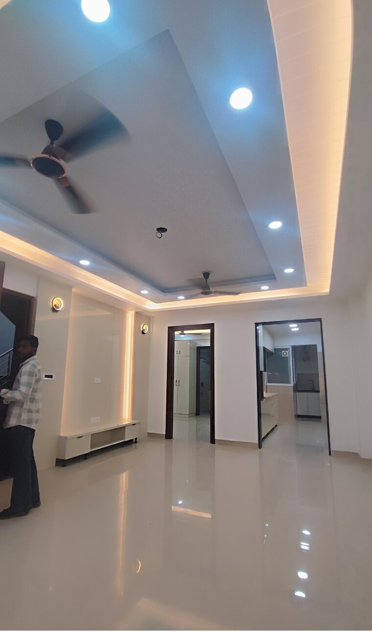 Living Room, chattarpur 4 Bedroom 2000 Sq.Ft. Builder Floor In Chattarpur Delhi 9436868