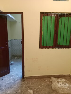 Room in 1.5 BHK Independent House at Sector 12 – for Rent