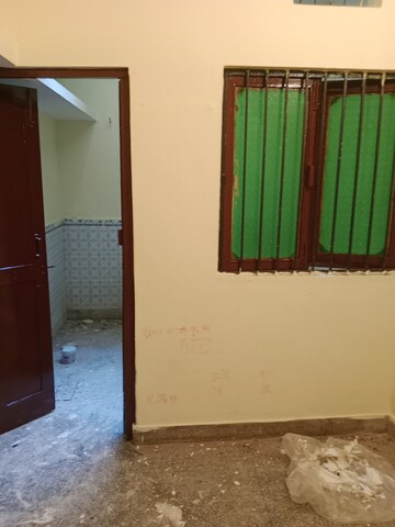 Room in 1.5 BHK Independent House at Sector 12 – for Rent