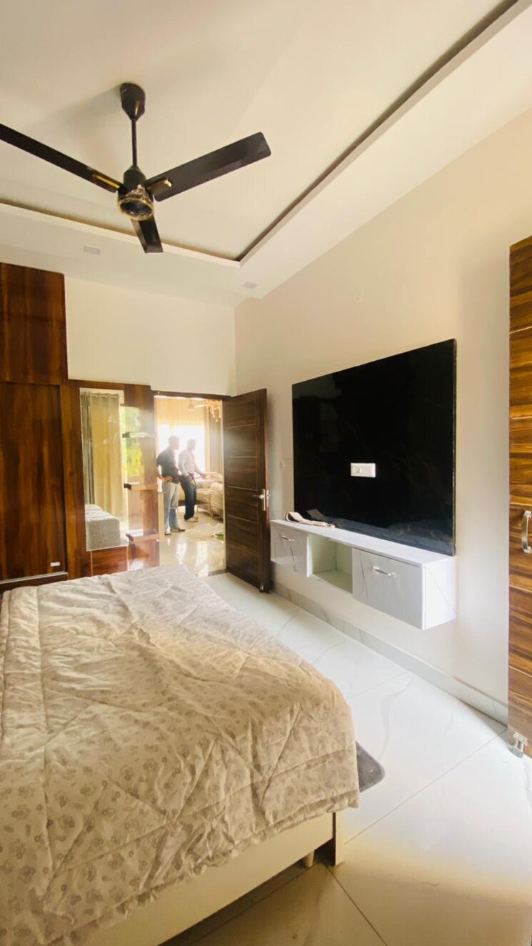 Bedroom, kharar mohali road 2 Bedroom 990 Sq.Ft. Apartment In Kharar Mohali Road Kharar 9436996