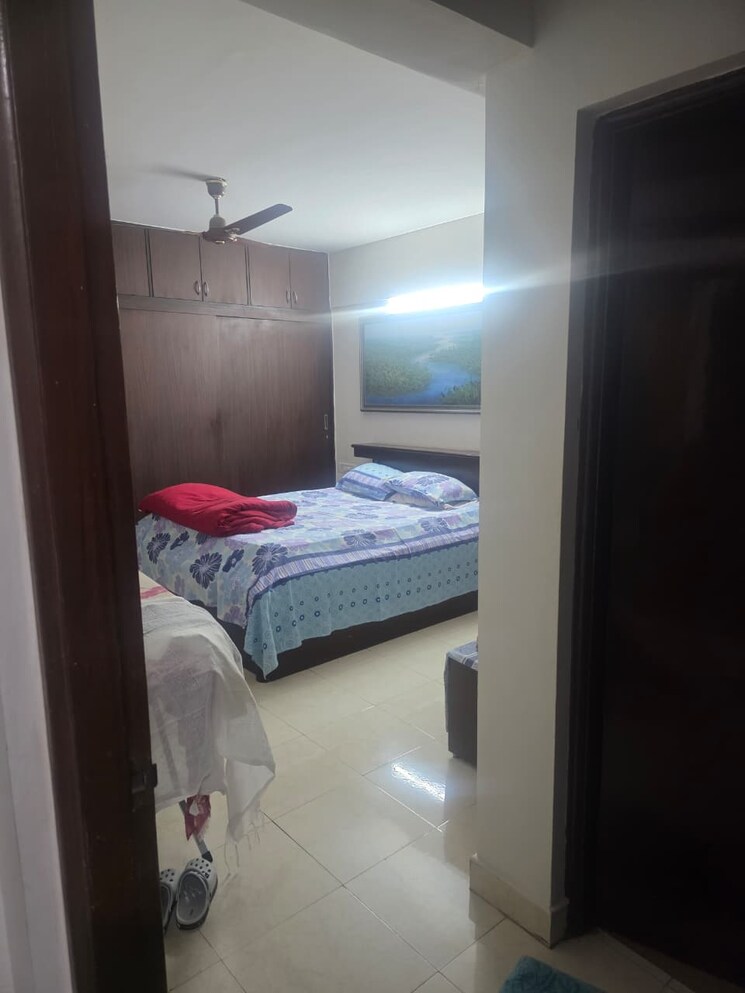 Bathroom, puravankara-purva-fairmont 3 Bedroom 1610 Sq.Ft. Apartment In Hsr Layout Bangalore 9437013