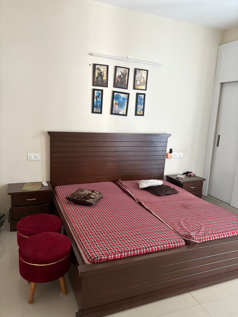 Bedroom, lavasa-green 3 Bedroom 1800 Sq.Ft. Apartment In Lohgarh Zirakpur 9437025