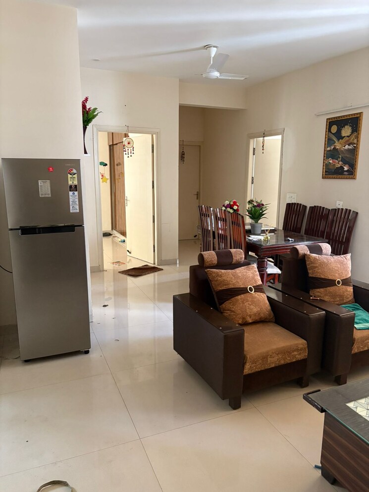 Living Room, lavasa-green 3 Bedroom 1800 Sq.Ft. Apartment In Lohgarh Zirakpur 9437025