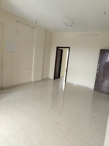 Living Room in 2 BHK Apartment at Sidhivinayak Flora, Chembur – for Rent