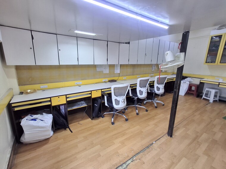 Team Area, navjivan-commercial-premises Commercial Office Space 220 Sq.Ft. In Lamington Road Mumbai 9437314