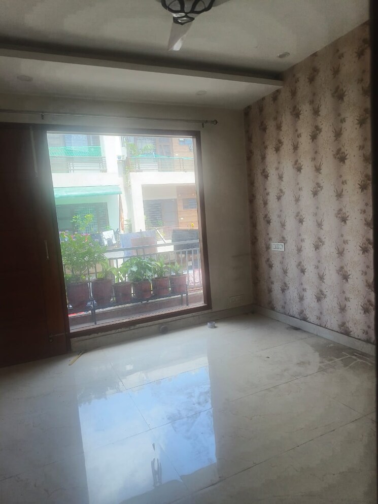Room, prem-satyam-swastik-apartment 3 Bedroom 1550 Sq.Ft. Builder Floor In Patiala Road Zirakpur 9437376