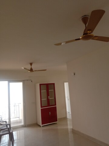 2 BHK Apartment For Rent in Signature Global Prime, Sector 63a
