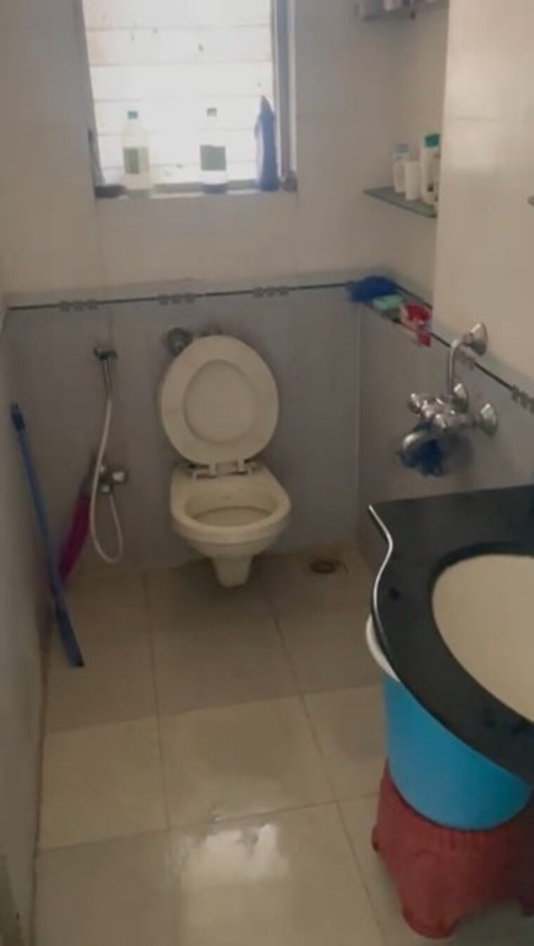 Bathroom, luv-kush-tower 2 Bedroom 845 Sq.Ft. Apartment In Chembur Mumbai 9437225