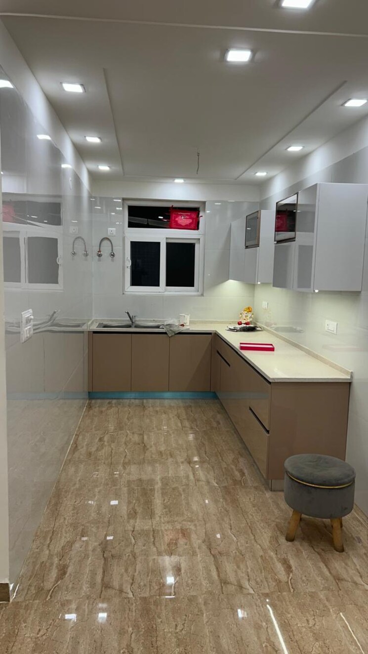 Kitchen, bptp-district-3 3 Bedroom 1350 Sq.Ft. Builder Floor In Sector 85 Faridabad 9437374