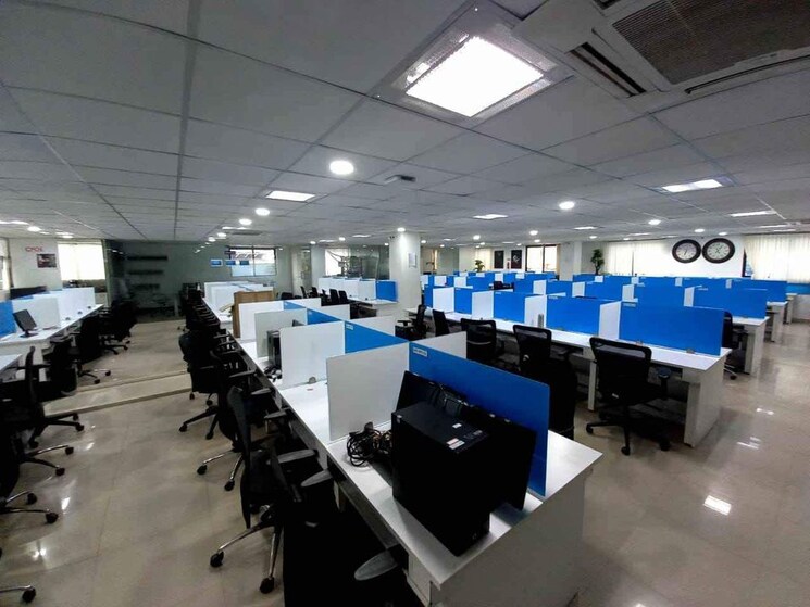 Team Area, vijay nagar Commercial Office Space 2400 Sq.Ft. In Vijay Nagar Indore 9437385