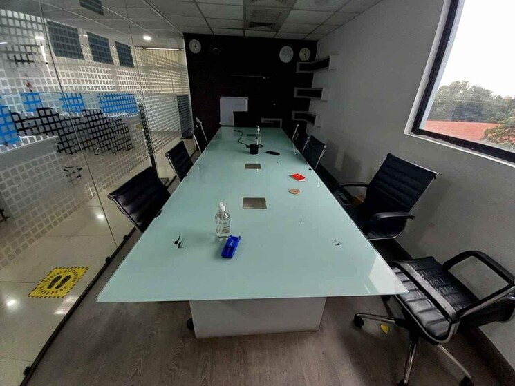 Team Area, vijay nagar Commercial Office Space 2400 Sq.Ft. In Vijay Nagar Indore 9437385