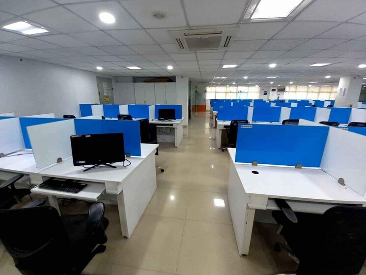 Team Area, vijay nagar Commercial Office Space 2400 Sq.Ft. In Vijay Nagar Indore 9437385